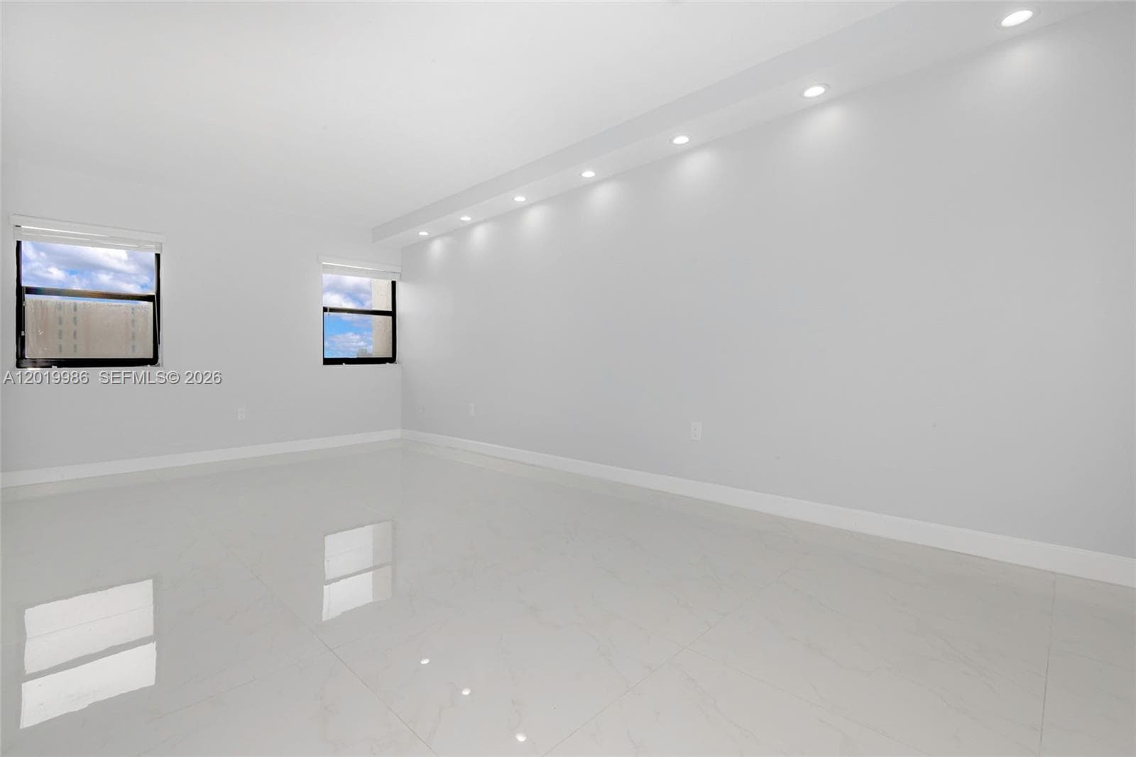 Summit Condo · #610N in Hollywood - Photo 20