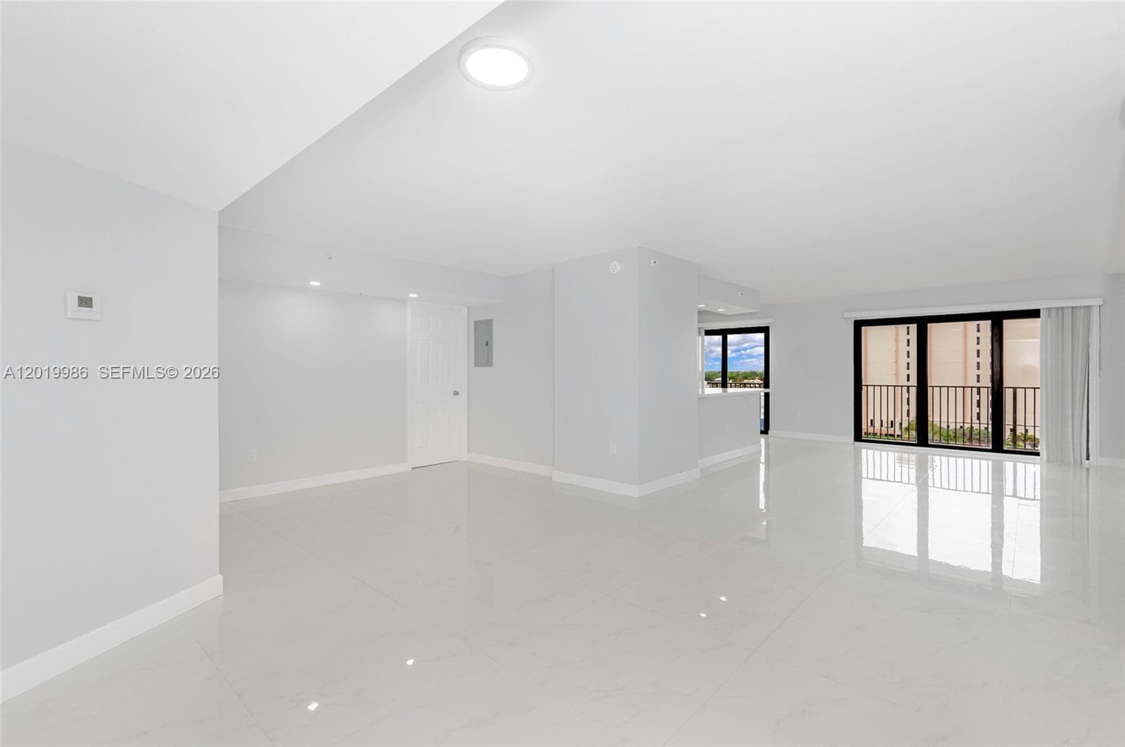 Summit Condo · #610N in Hollywood - Photo 8