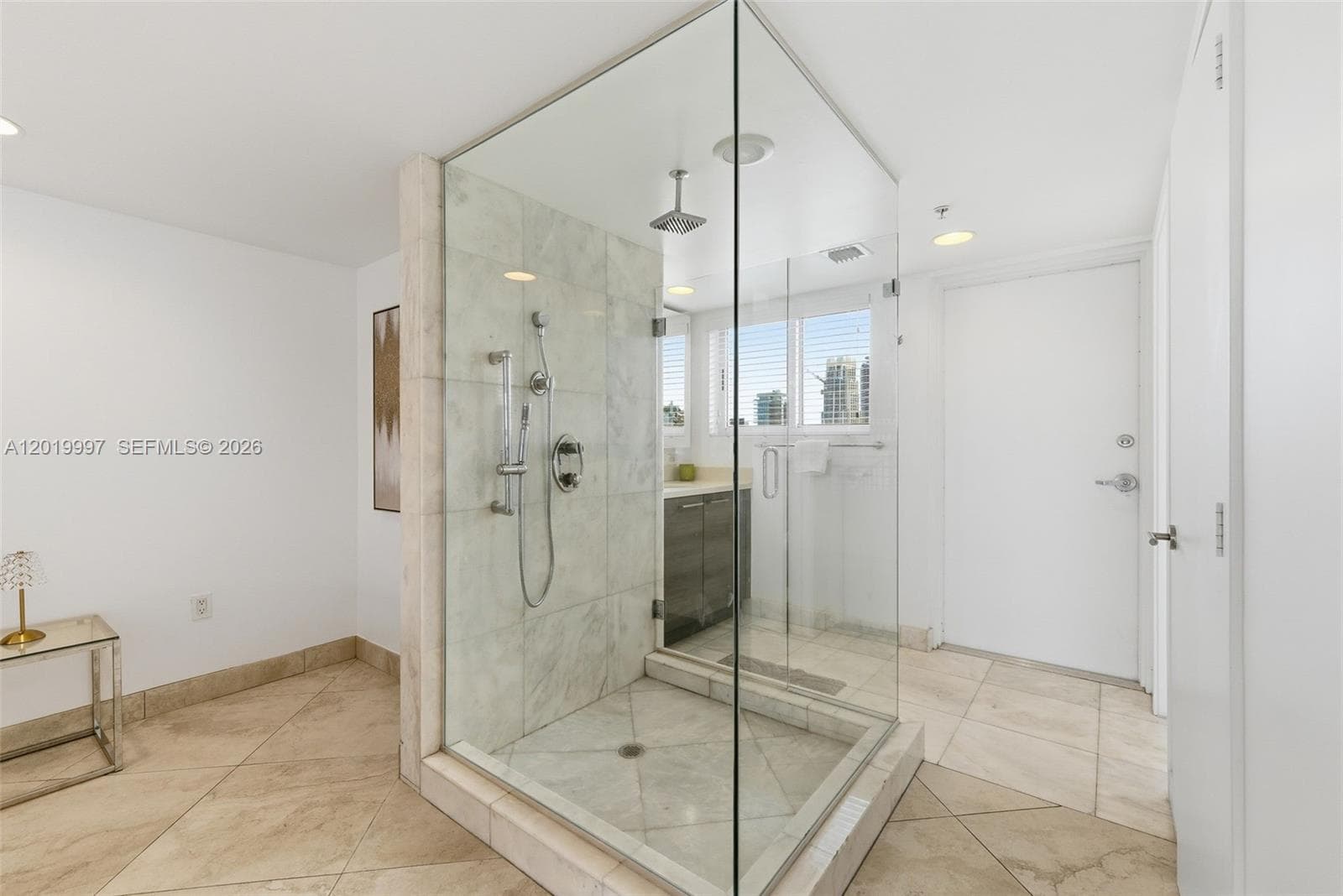 MERIDIAN 5 CONDO · #16 in Miami Beach - Photo 17