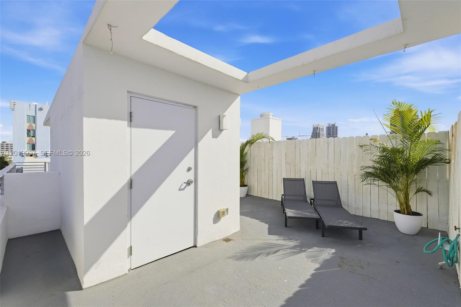 MERIDIAN 5 CONDO · #16 in Miami Beach - Photo 24