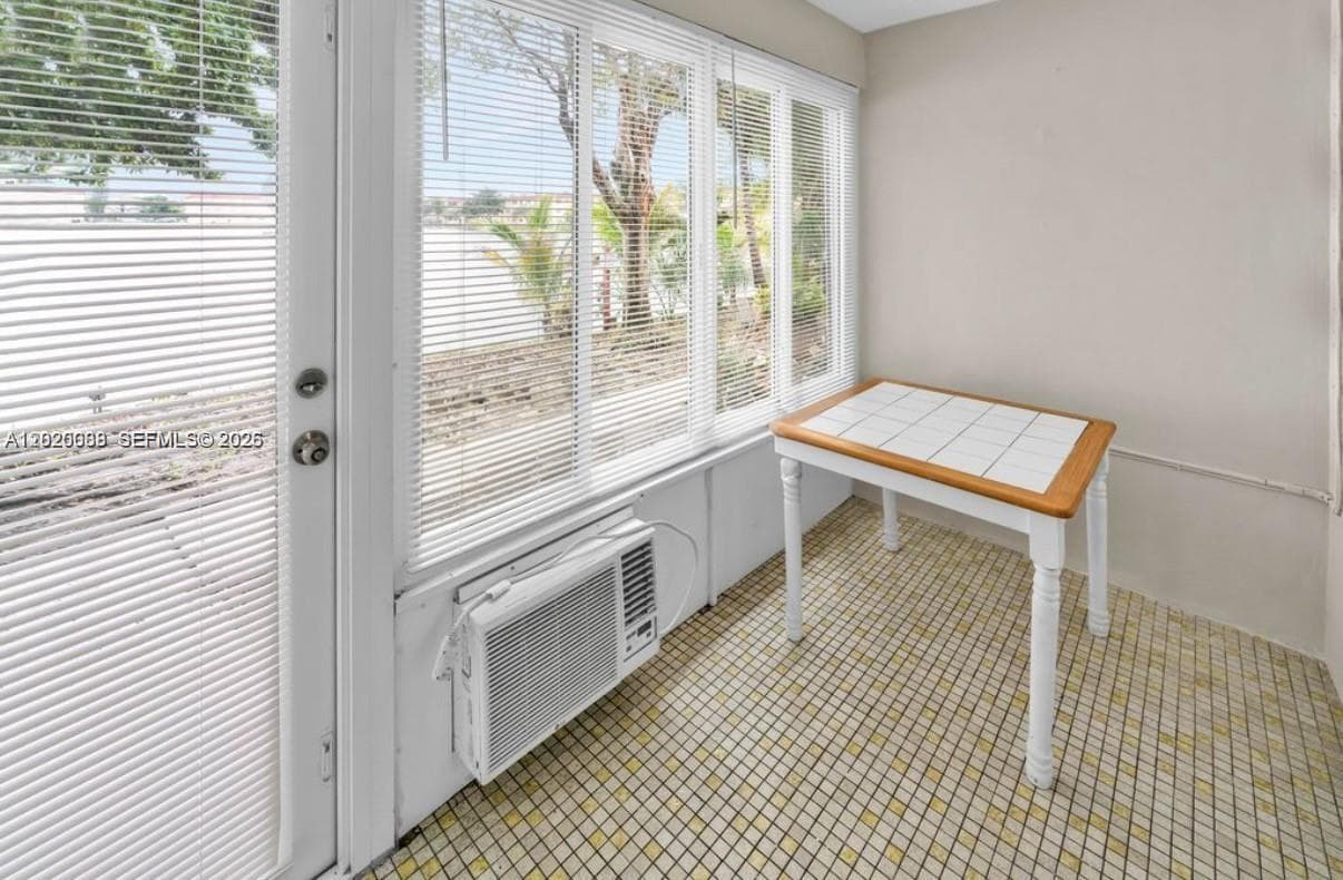 STAR LAKES ESTATES NO 10 · #1006 in Miami - Photo 6