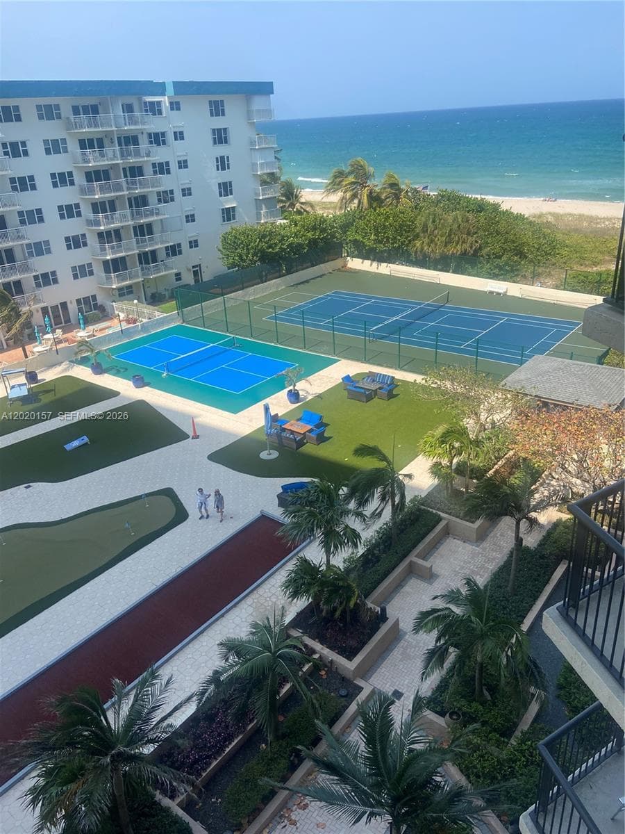 HAMPTON BEACH CLUB CONDO · #401 in Lauderdale By The Sea - Photo 18