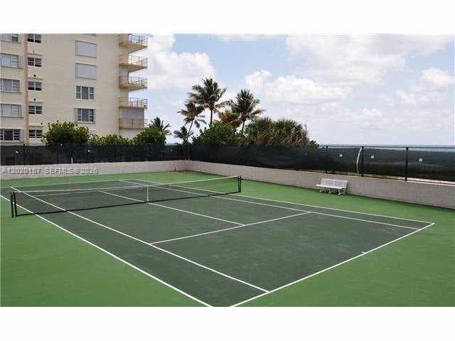 HAMPTON BEACH CLUB CONDO · #401 in Lauderdale By The Sea - Photo 11