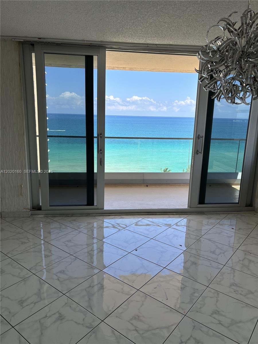 MALAGA TOWERS CONDO · #16B in Hallandale Beach - Photo 3