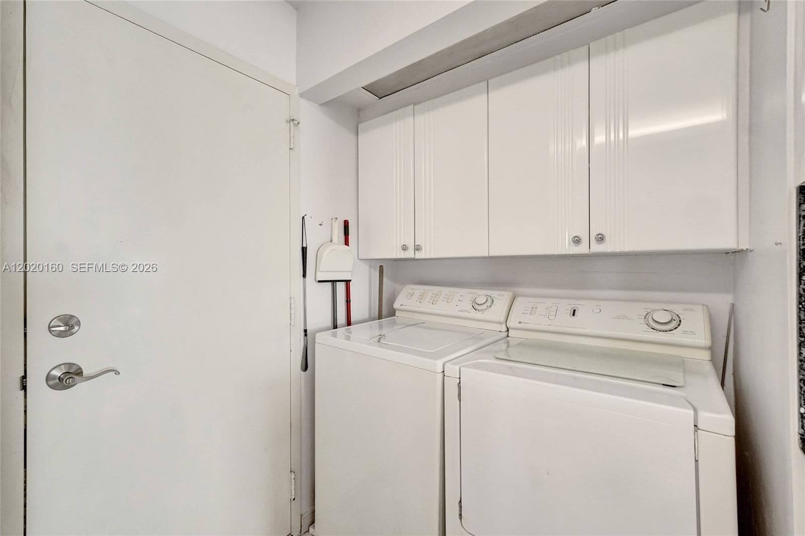MALAGA TOWERS CONDO · #16B in Hallandale Beach - Photo 31