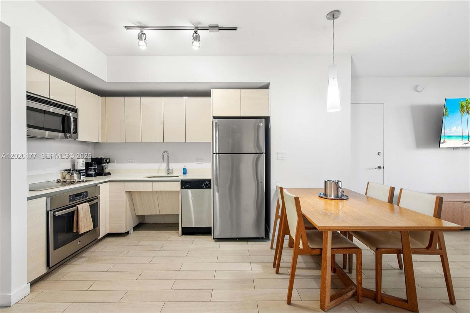BEACHWALK CONDOMINIUM · #R2604 in Hallandale Beach - Photo 7