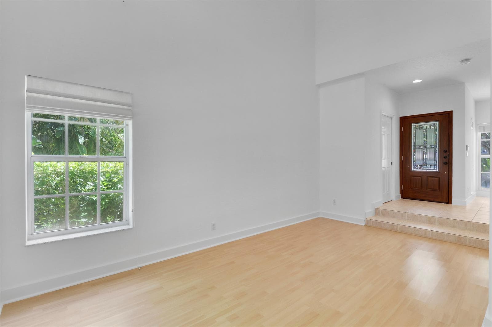 Formal Living, Half Bath, and Entrance