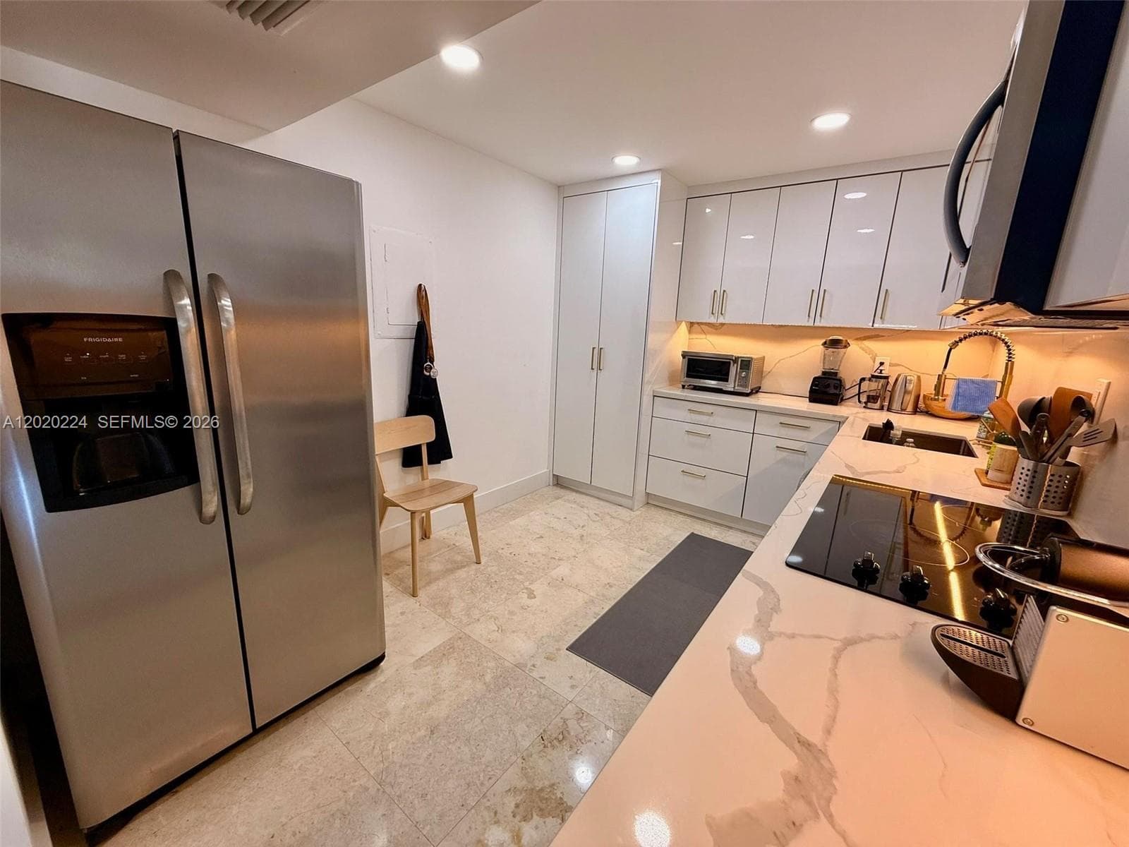 BAYSHORE PLACE CONDO · #1108B in Miami - Photo 6