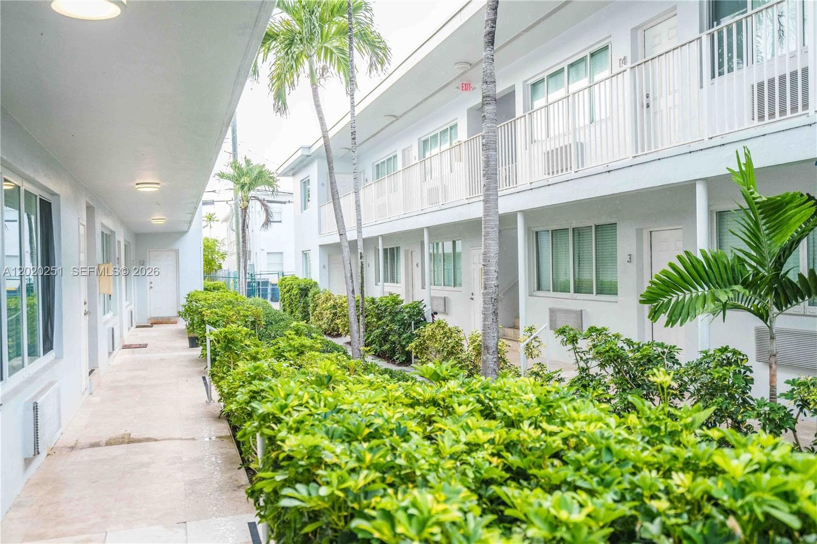 AQUAMARINA CONDO · #8 in Miami Beach - Photo 17