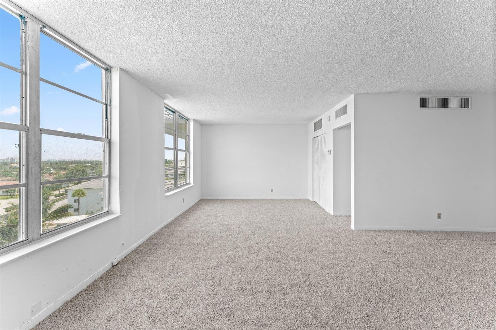 7-web-or-mls-2851-s-ocean-blvd-6-f