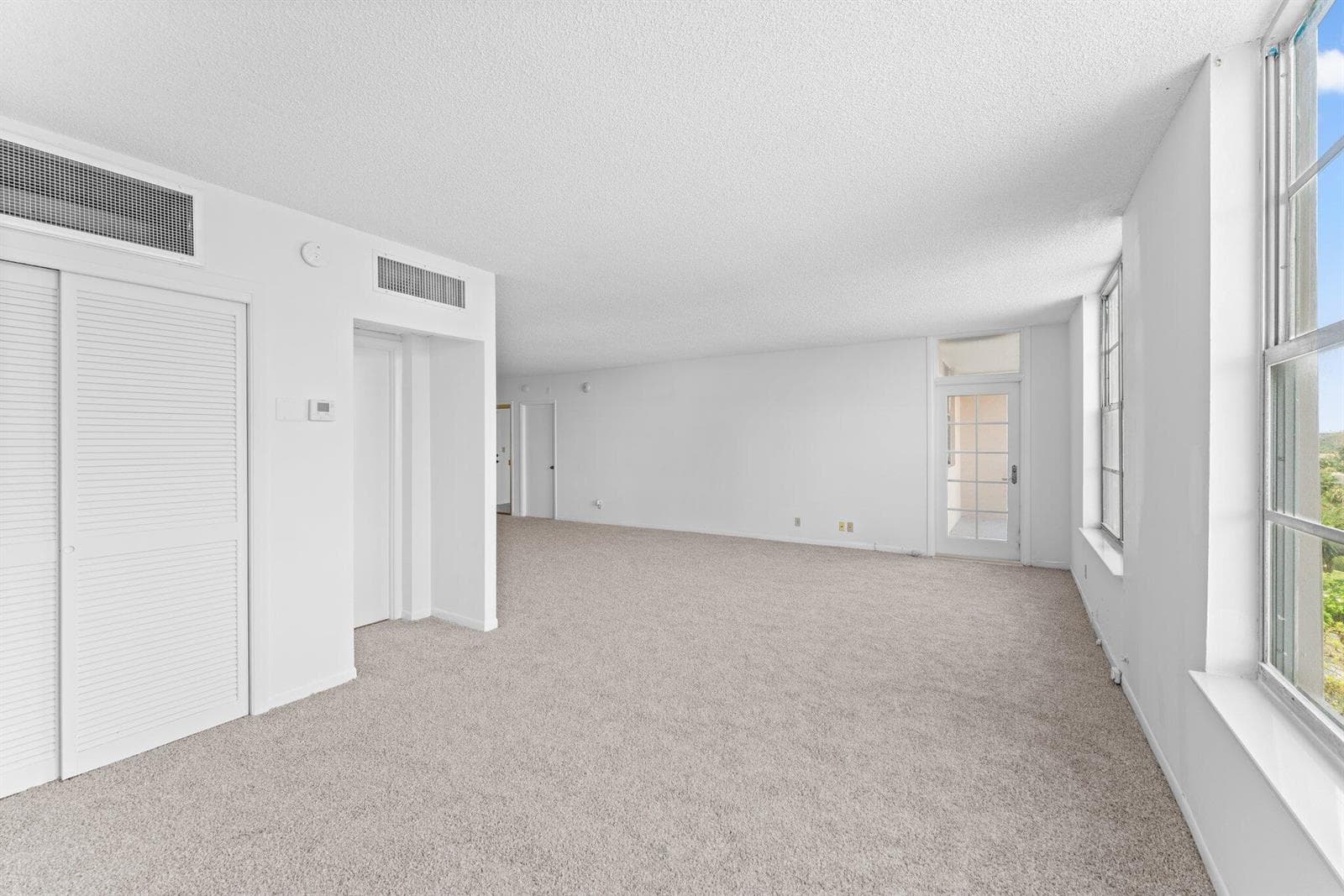 11-web-or-mls-2851-s-ocean-blvd-6-f