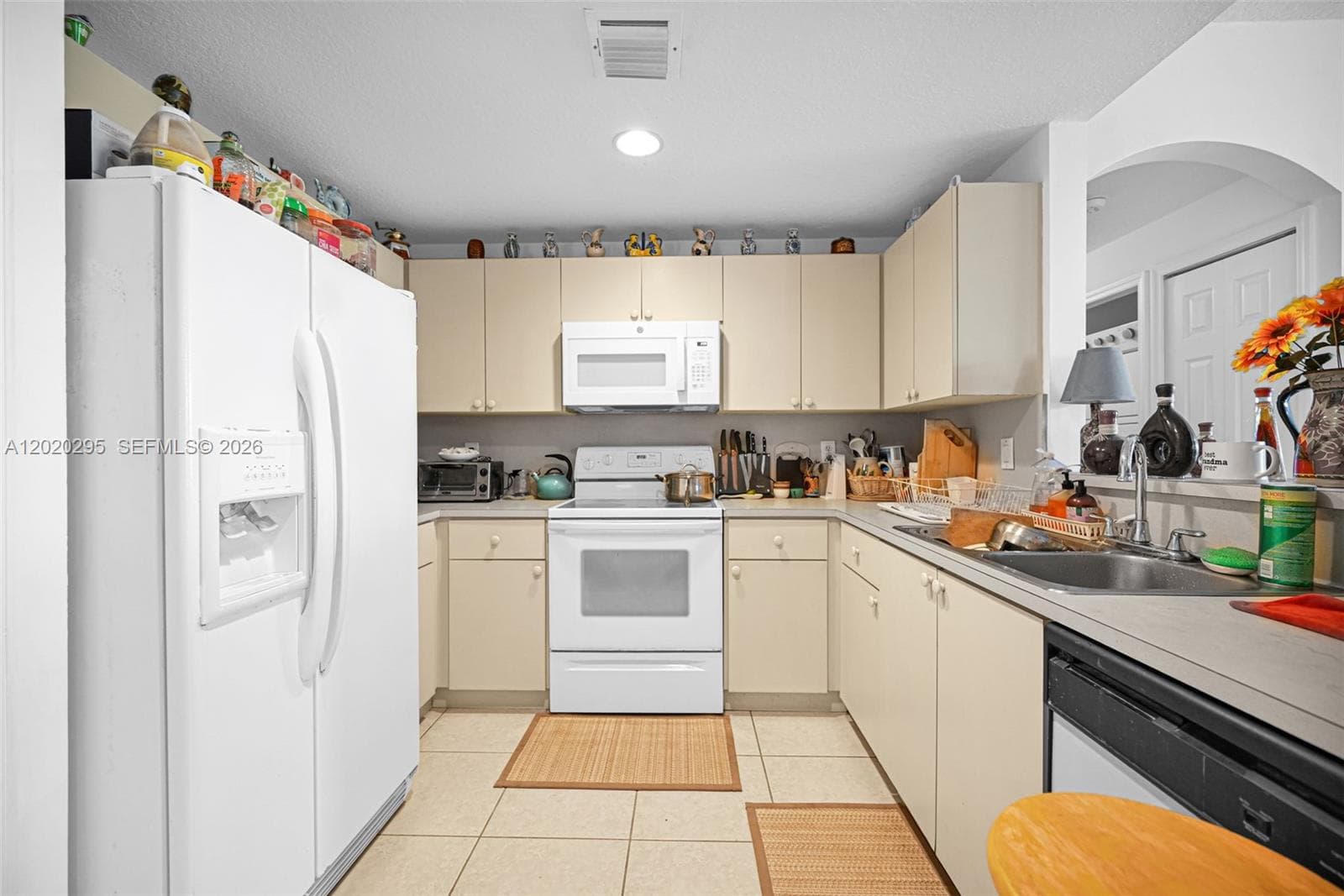 THE COURTS AT DORAL ISLES · #1538 in Doral - Photo 16