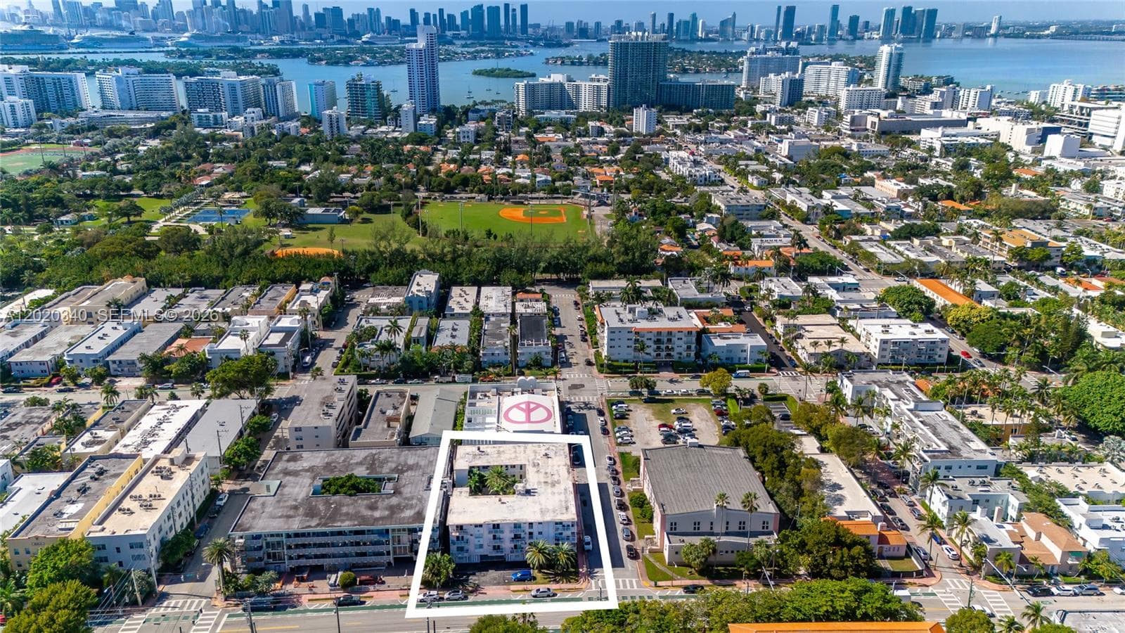 PENN MANOR CONDO · #201 in Miami Beach - Photo 36