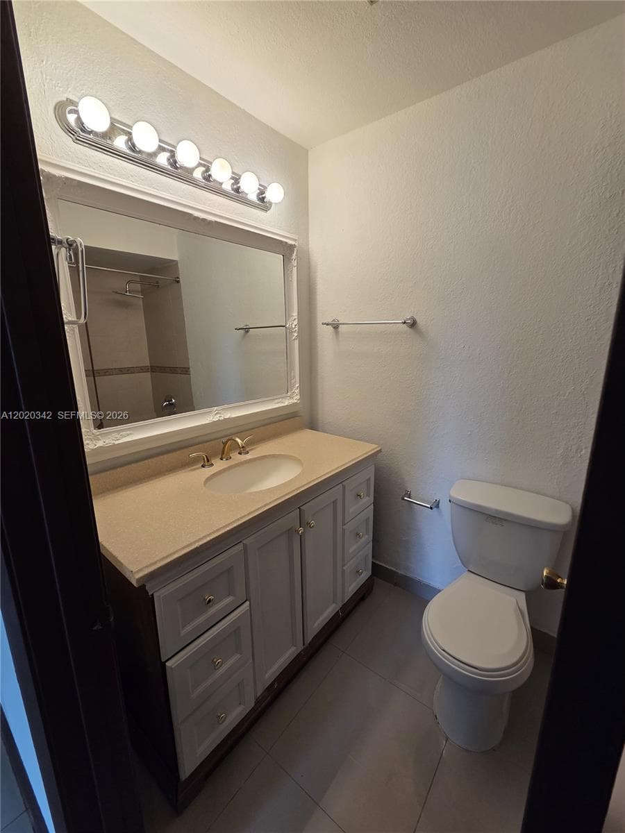 10120 SW 127th Ave photo 17
