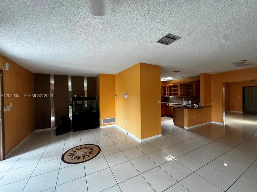 1251 NW 190th St photo 5