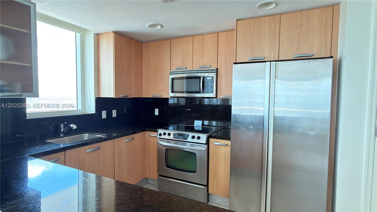 Q Club Resort & Residence · #2201 in Fort Lauderdale - Photo 8