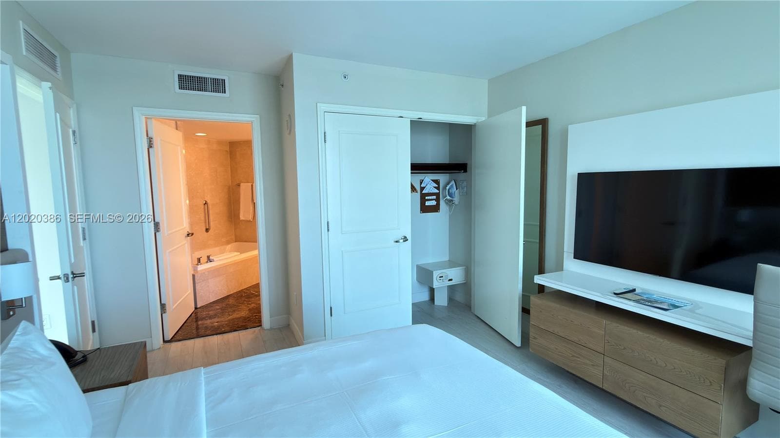 Q Club Resort & Residence · #2201 in Fort Lauderdale - Photo 21