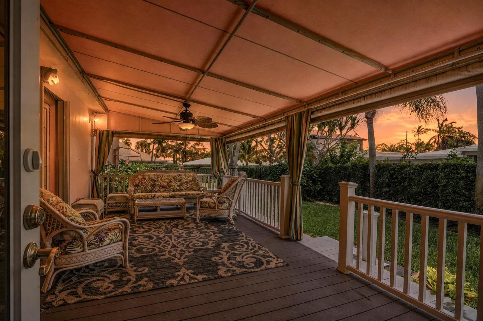 Private Deck Twilight