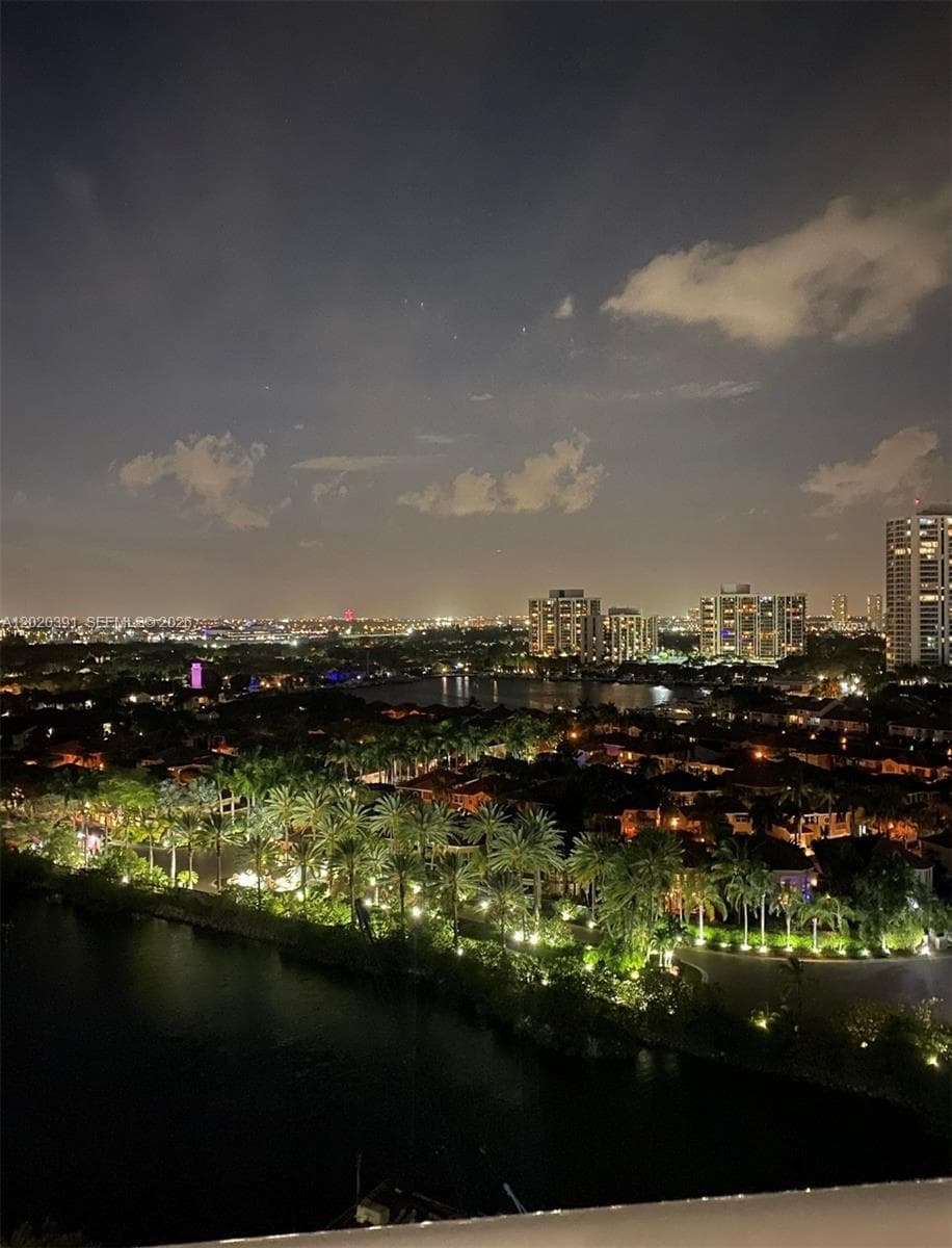 Waterview · #1739 in Aventura - Photo 2
