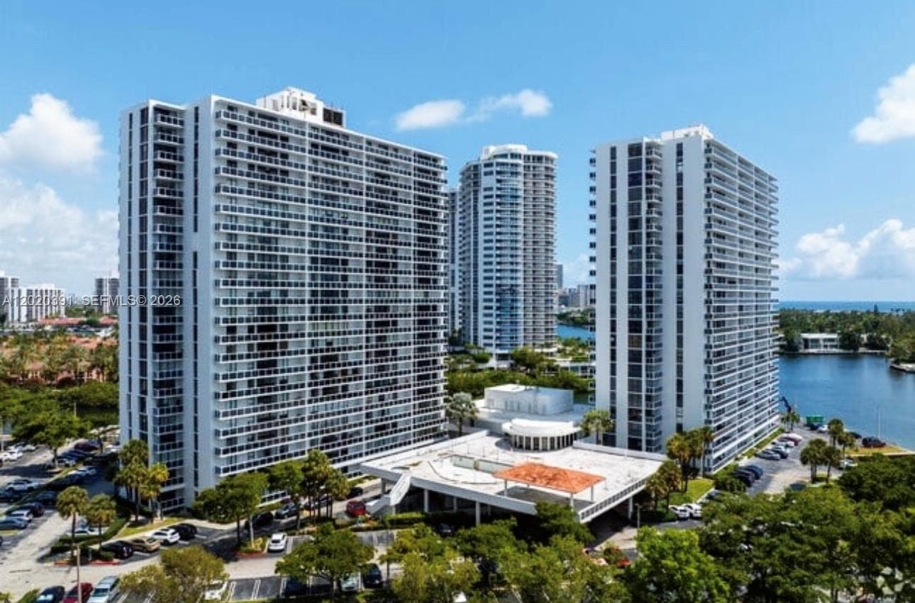 Waterview · #1739 in Aventura - Photo 42