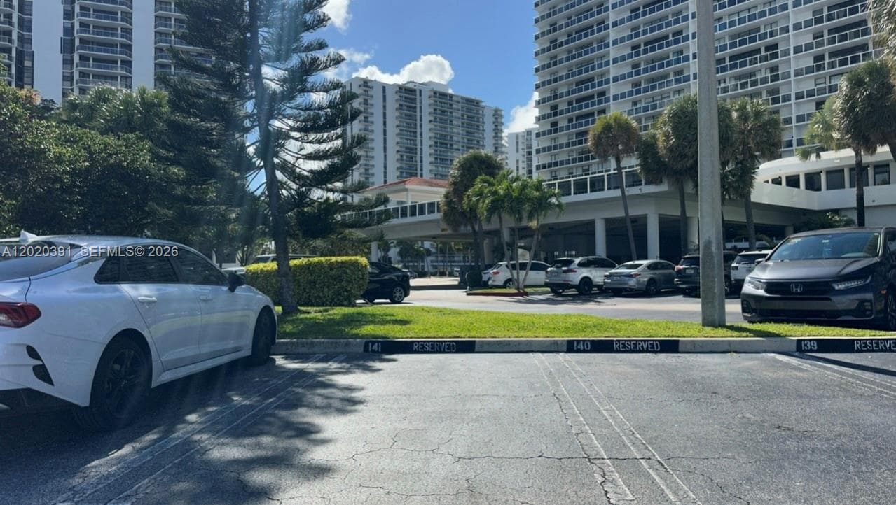 Waterview · #1739 in Aventura - Photo 45