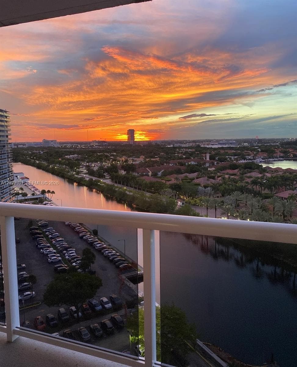 Waterview · #1739 in Aventura - Photo 31