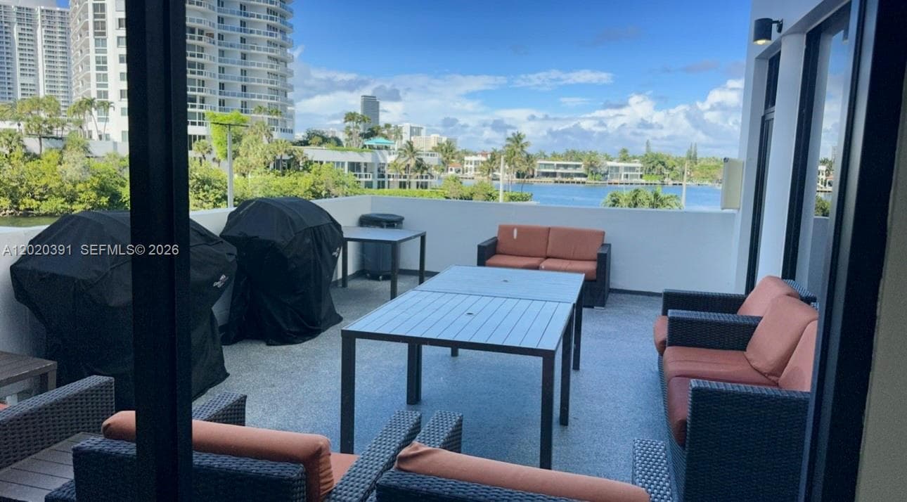 Waterview · #1739 in Aventura - Photo 60