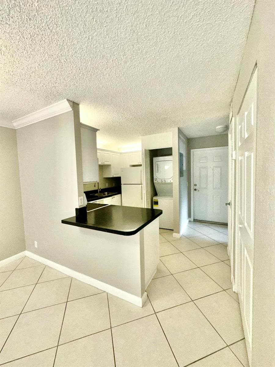 Kitchen / Entrance