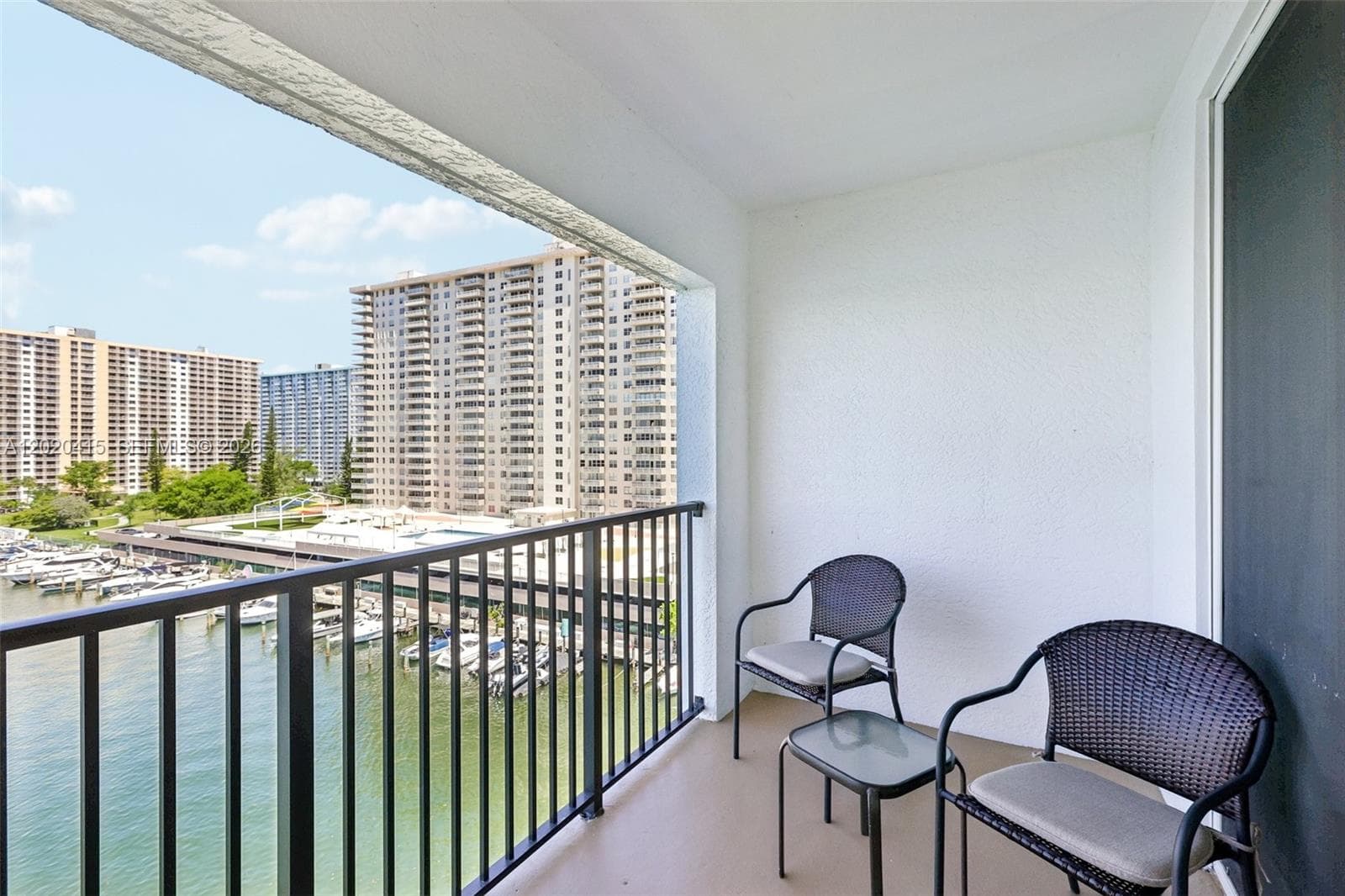 Gorgeous Intracoastal View