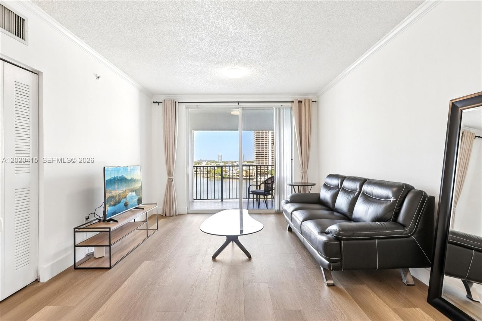 Porto Bellagio · #2808 in Sunny Isles Beach - Photo 1