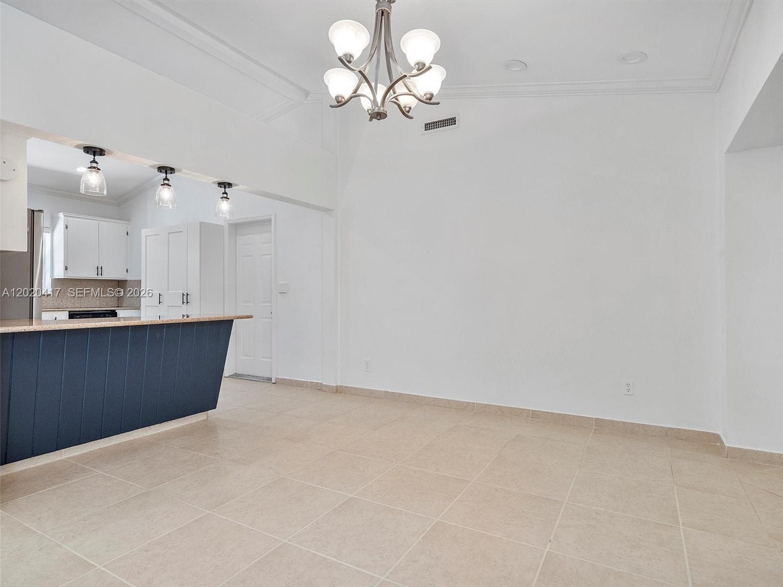731 Sistina AV photo 26