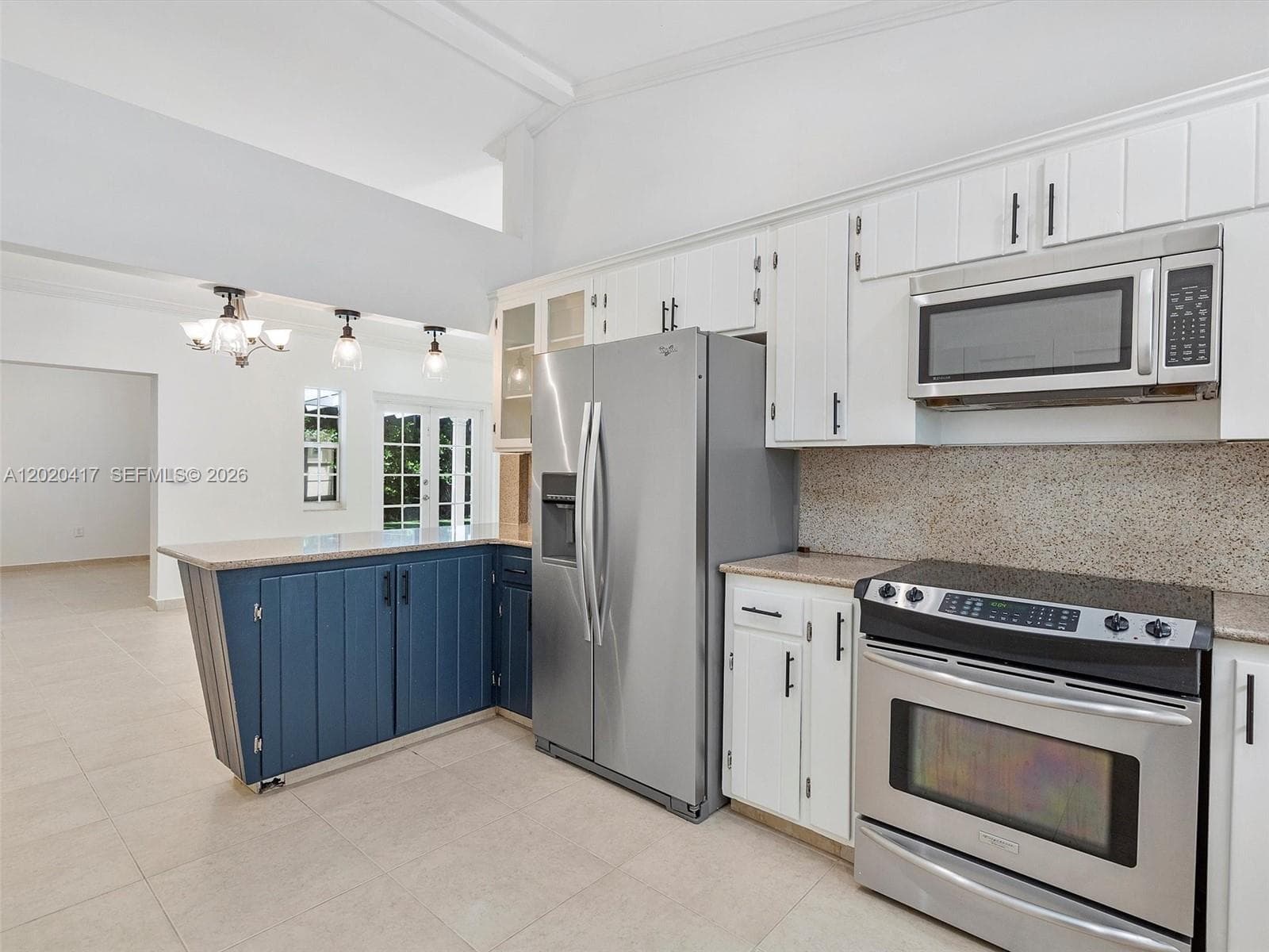 731 Sistina AV photo 38
