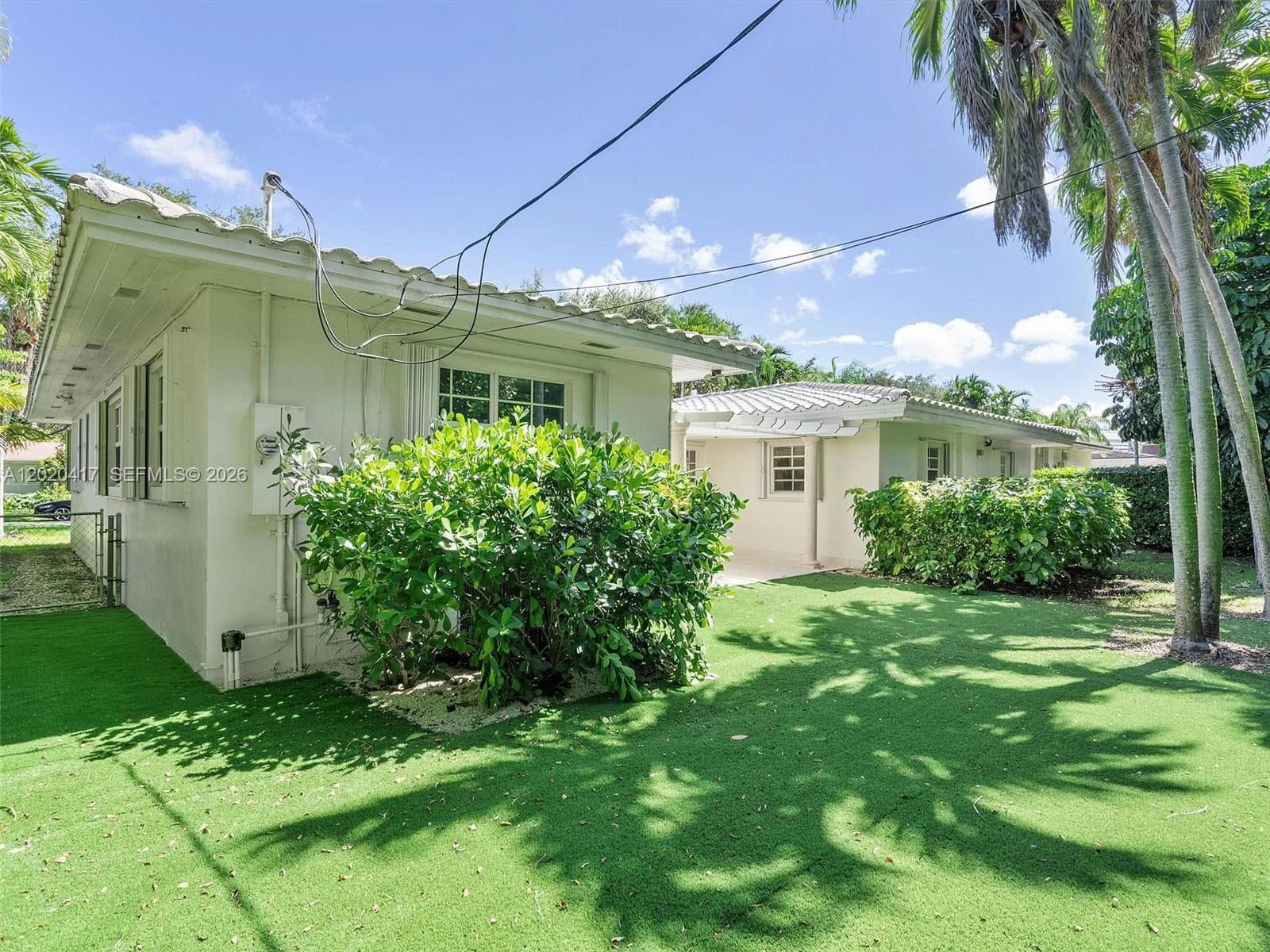731 Sistina AV photo 45