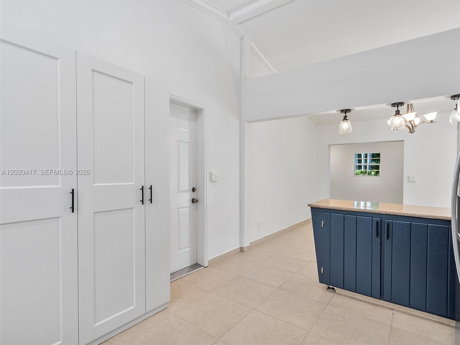 731 Sistina AV photo 15