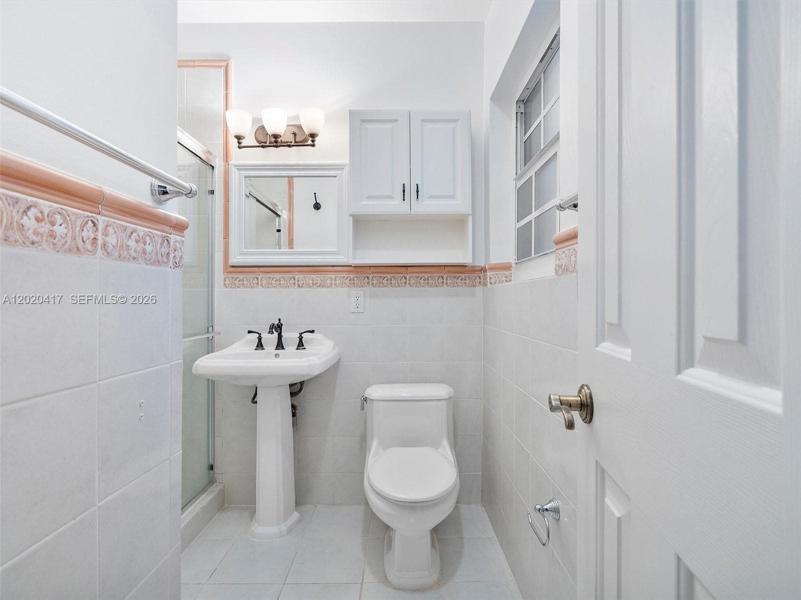 731 Sistina AV photo 35