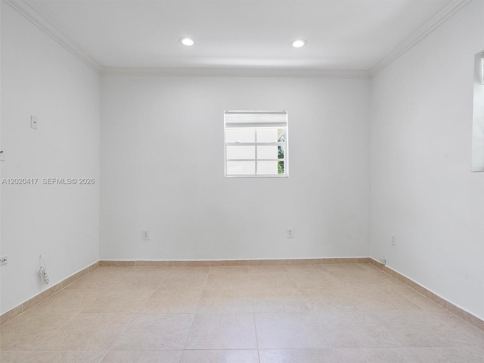 731 Sistina AV photo 39
