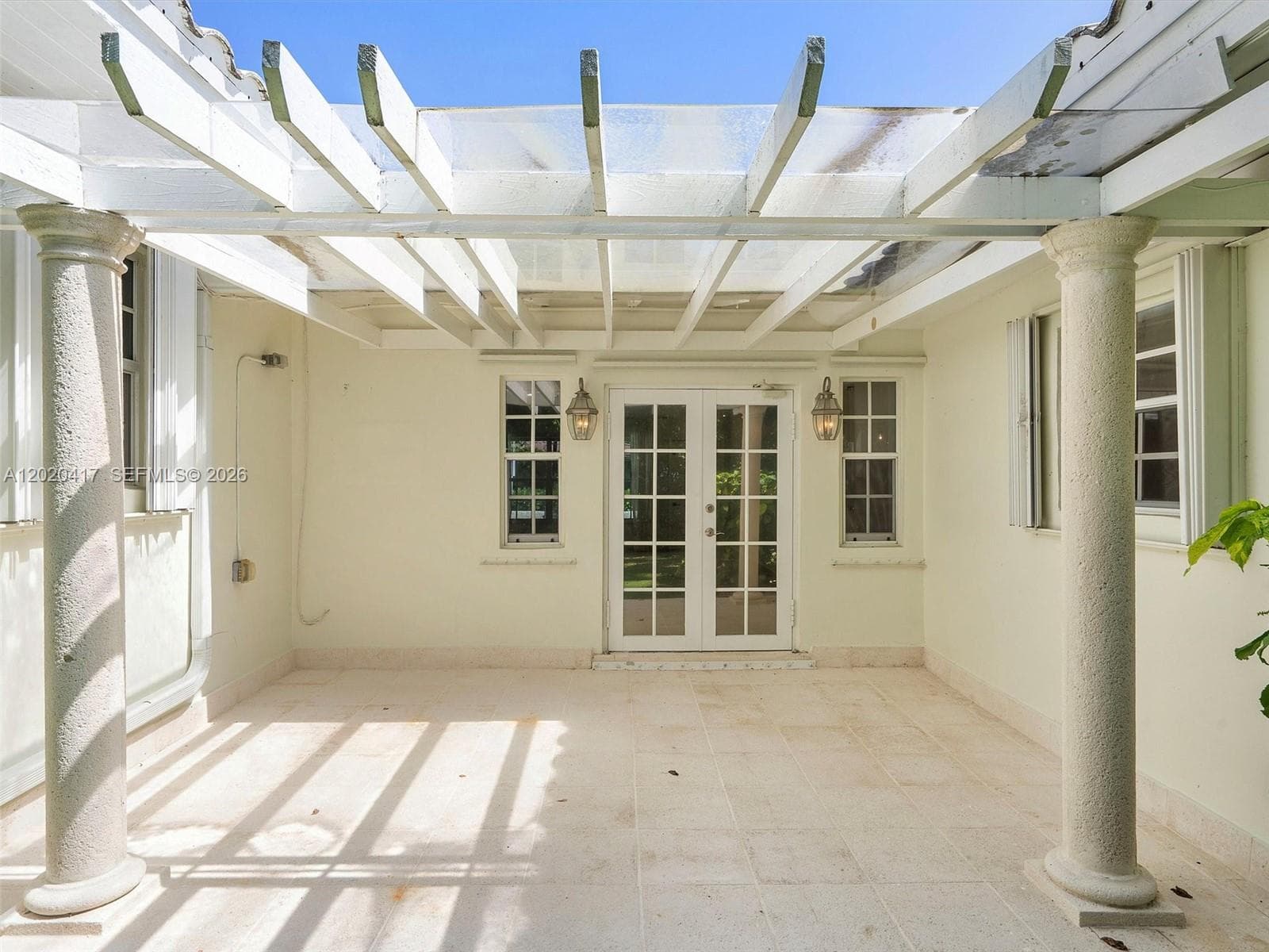 731 Sistina AV photo 8