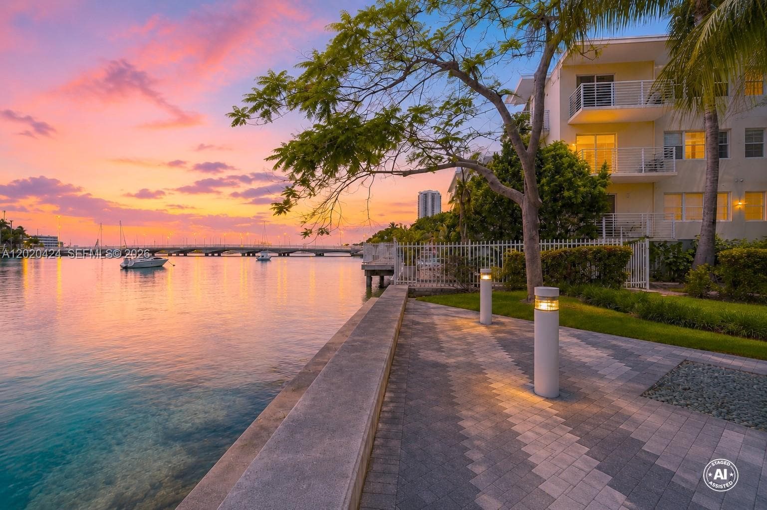 SUNSHINE BAY CONDO · #417 in Miami Beach - Photo 3