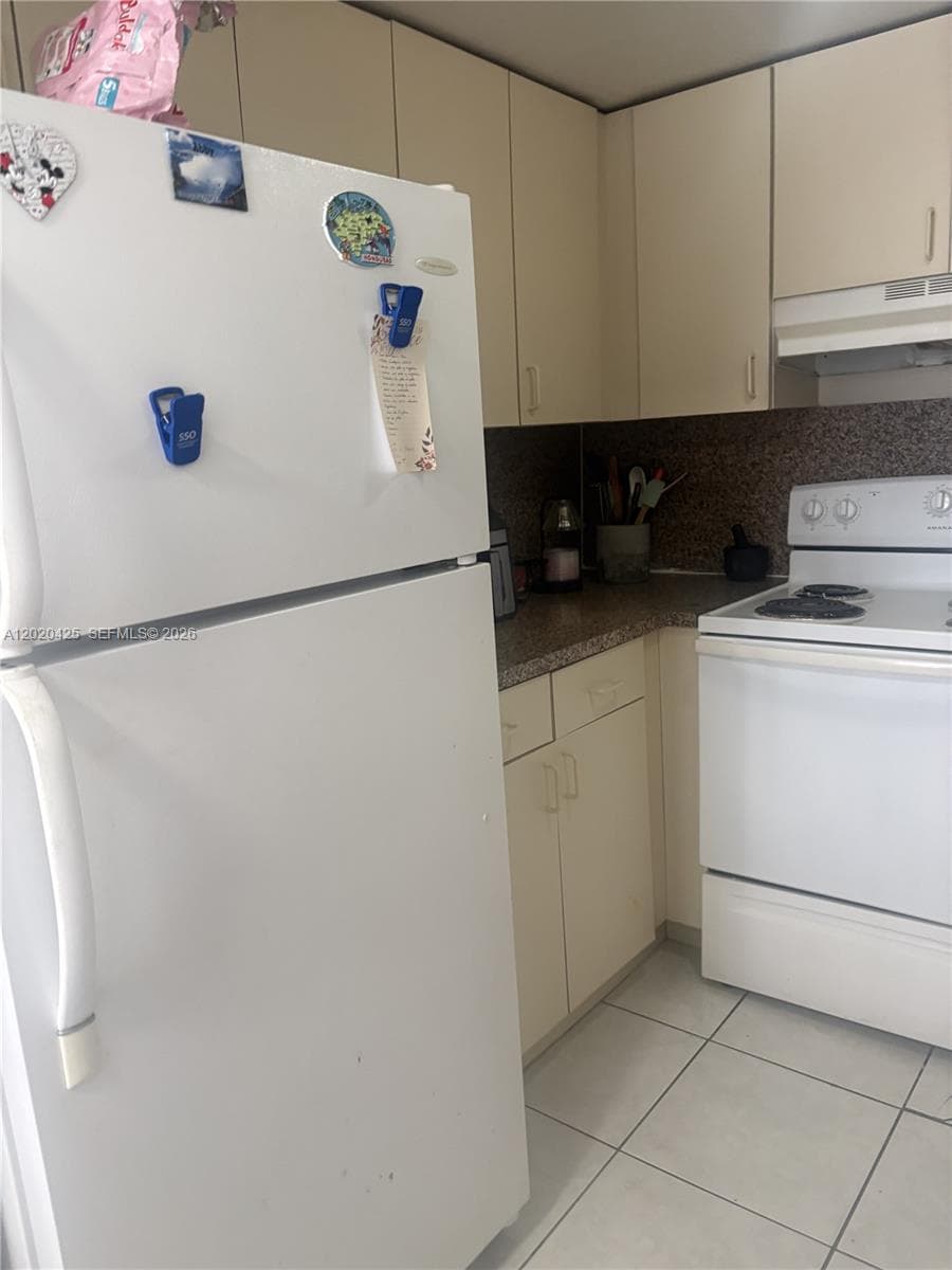 Westland Manors East · #403 in Hialeah - Photo 21