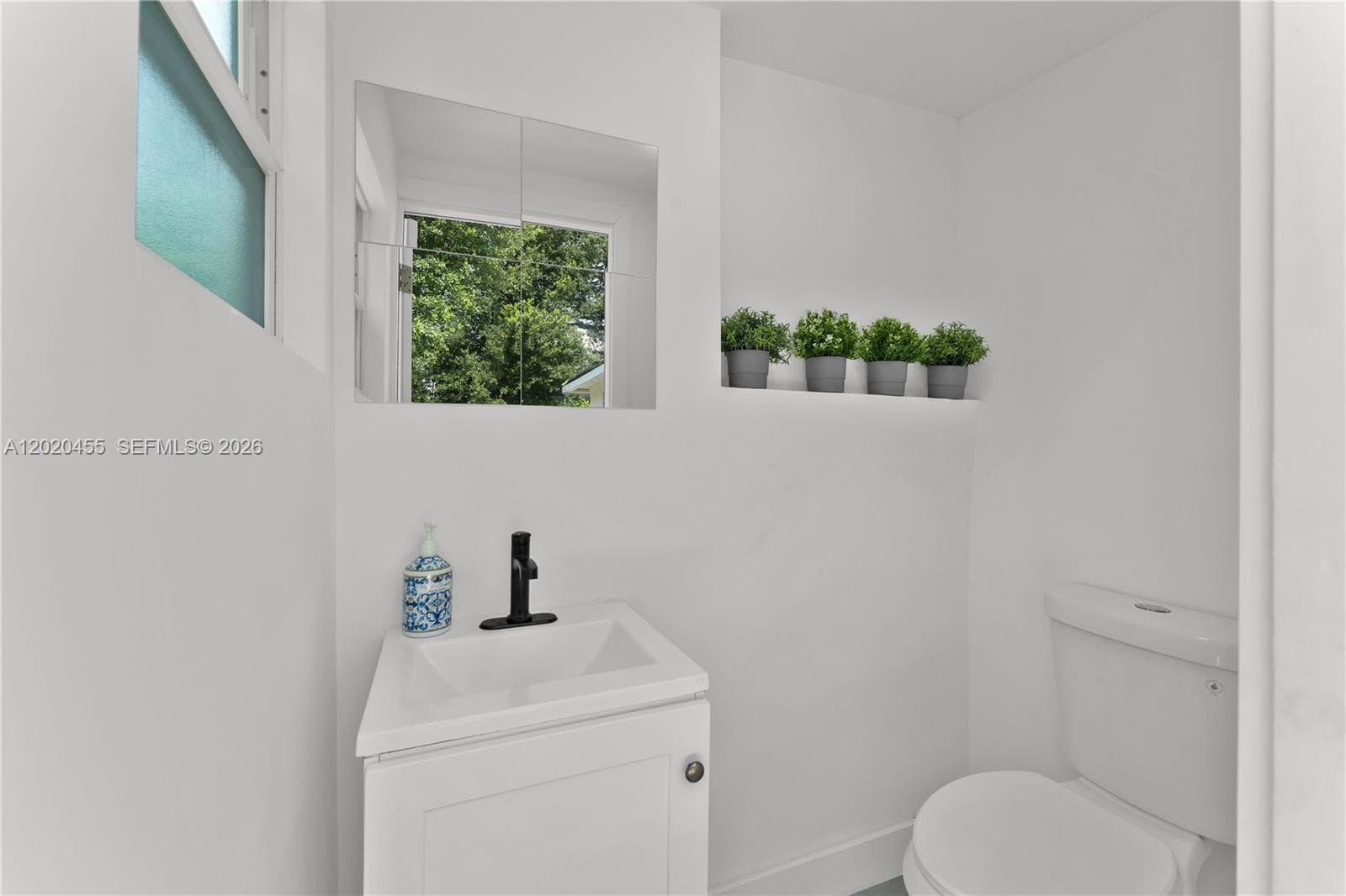 Pool Half Bathroom
