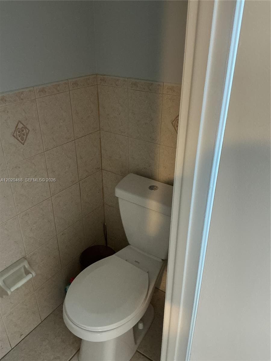 Blue Lake · #60 in Pompano Beach - Photo 15