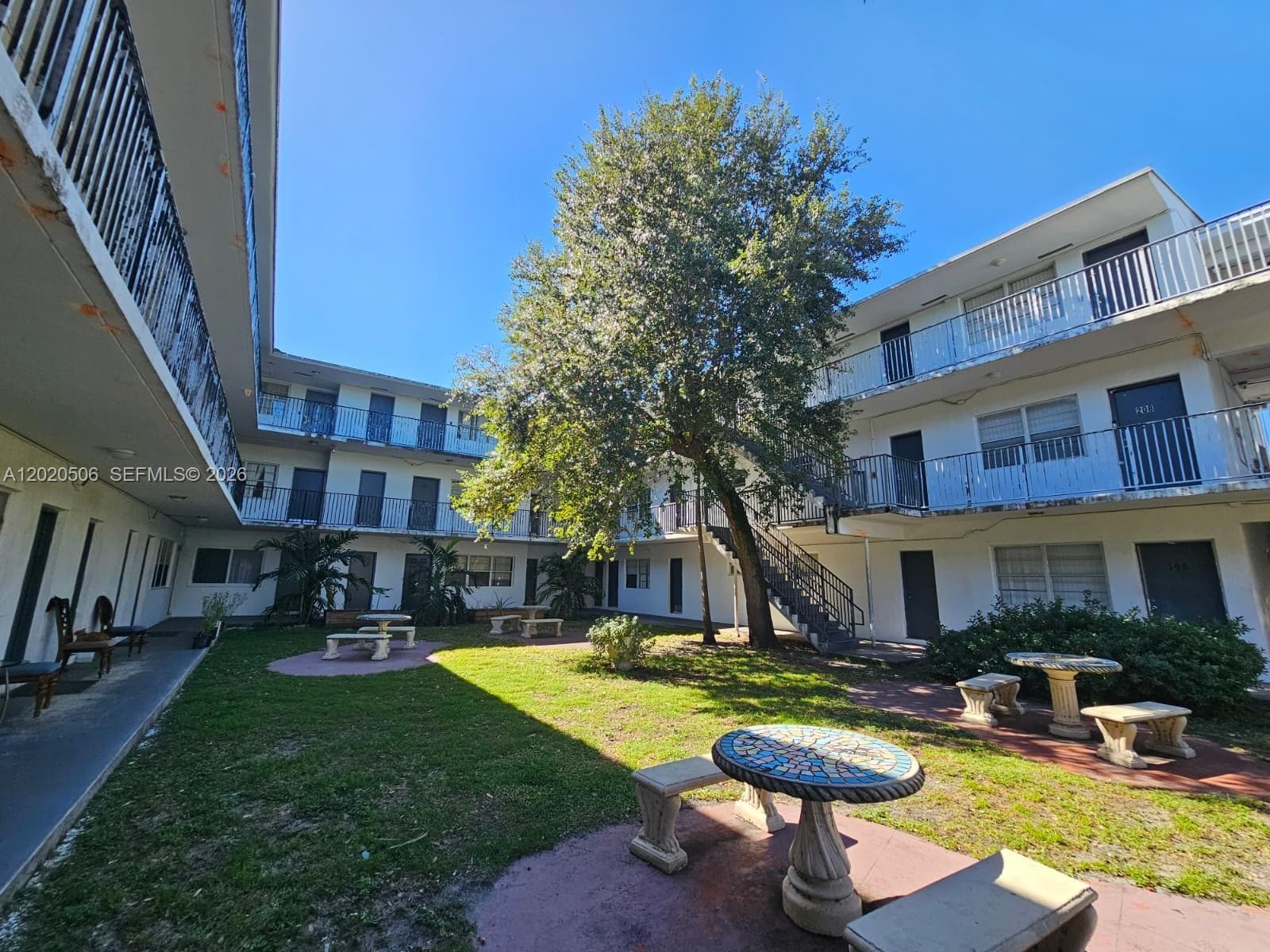 THE WHITE HOUSE CONDO · #106 in North Miami - Photo 24