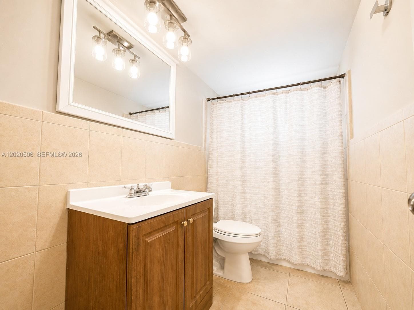 THE WHITE HOUSE CONDO · #106 in North Miami - Photo 11