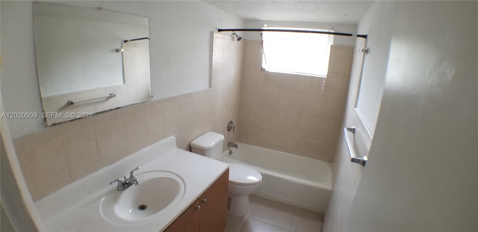 THE WHITE HOUSE CONDO · #113 in North Miami - Photo 7
