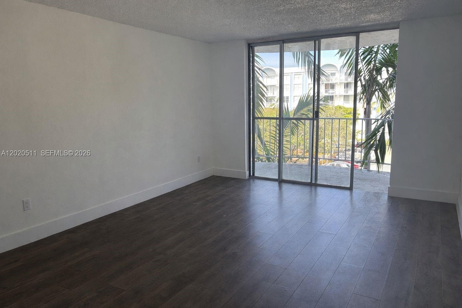 MONTECARLO CONDO · #D-412 in Miami - Photo 9