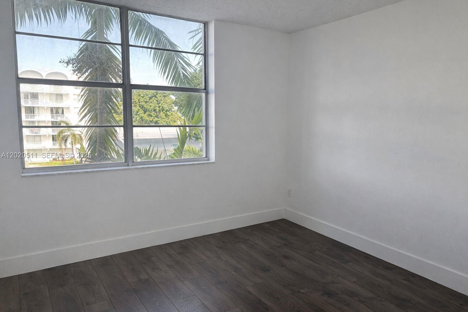 MONTECARLO CONDO · #D-412 in Miami - Photo 8