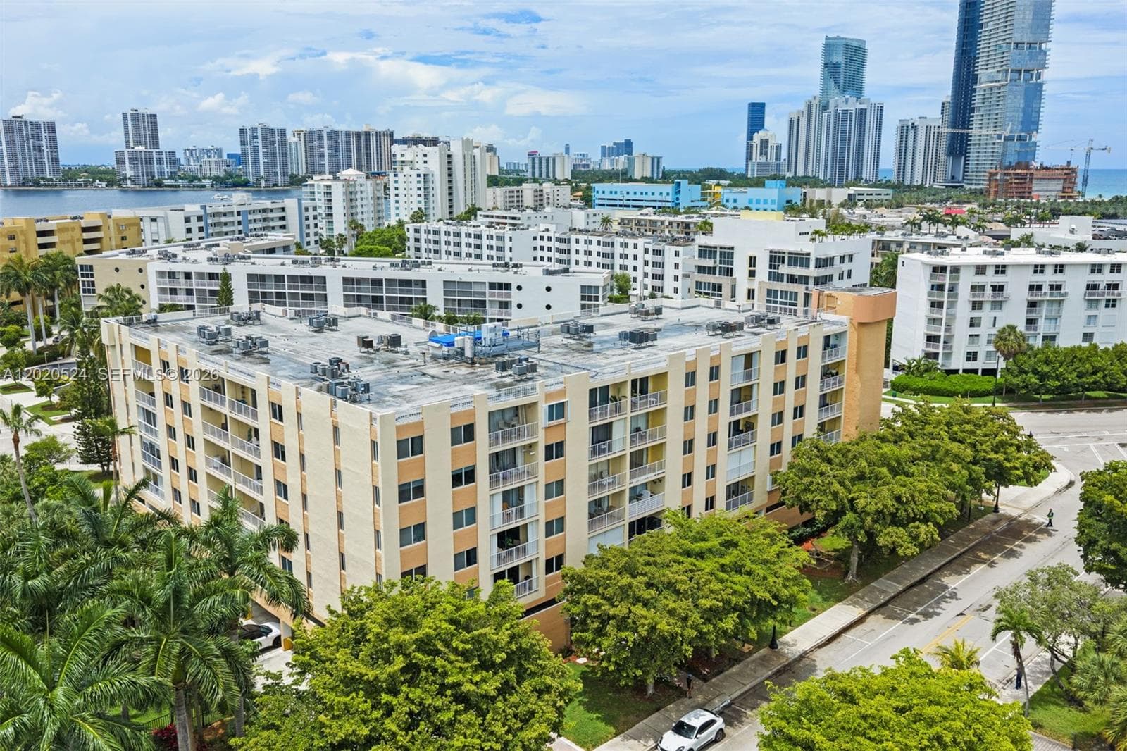 MARBELLA TOWER CONDO · #505 in Sunny Isles Beach - Photo 41