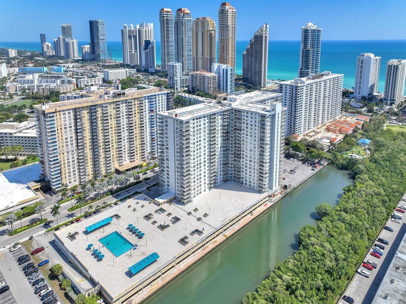 WINSTON TOWER 300 · #2112 in Sunny Isles Beach - Photo 52