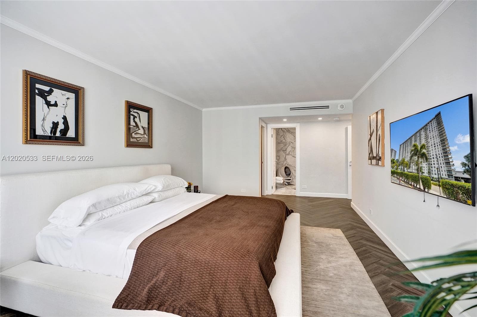 WINSTON TOWER 300 · #2112 in Sunny Isles Beach - Photo 13