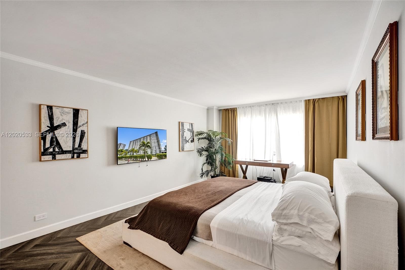WINSTON TOWER 300 · #2112 in Sunny Isles Beach - Photo 12